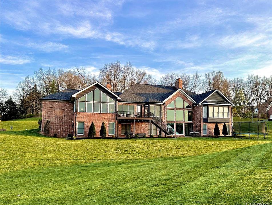 2nd image of 550 Inverrary Ct