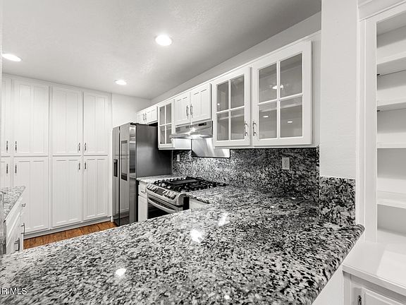 3rd image of 392 Via Colinas