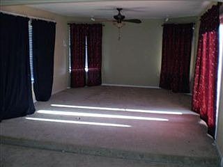 4th image of 1224 E Greenway Ave