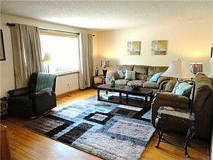 3rd image of 2599 William St