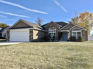 4189 Barbers Pointe Point, New Haven, IN 46774