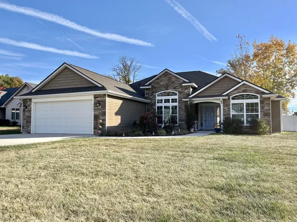 4189 Barbers Pointe Point, New Haven, IN 46774
