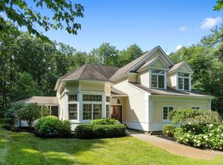 153 Buttrick Ln, Carlisle, MA 01741