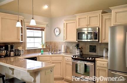 3rd image of 638 Beacon Dr