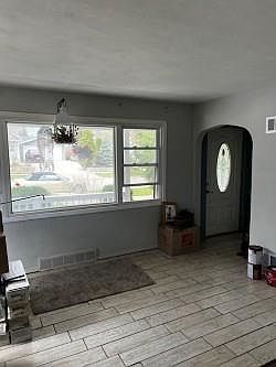 3rd image of 1321 Gartland Ave