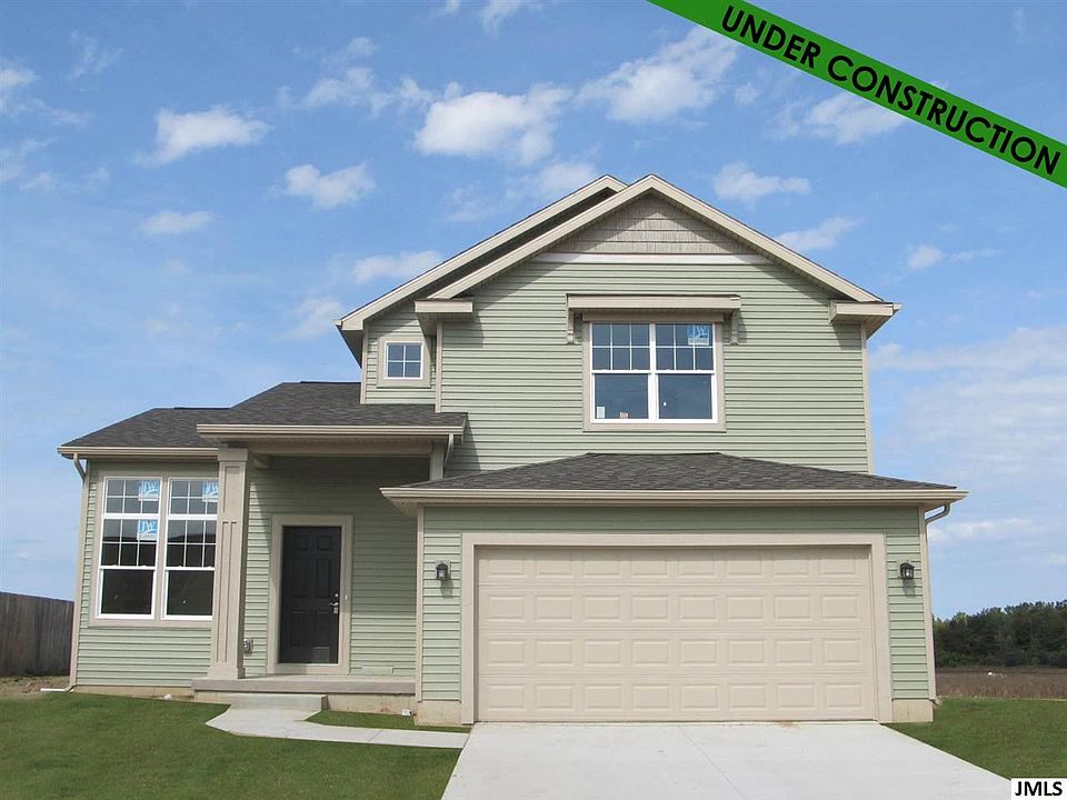 1st image of 60 Erika Dr