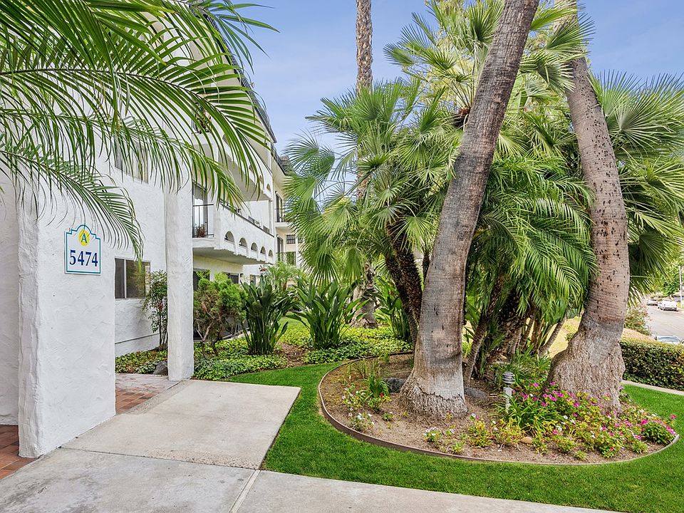 Exterior-Entryway