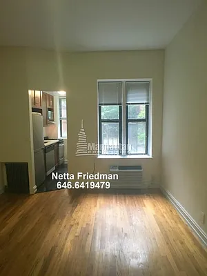 Rented by Manhattan Connection | media 7