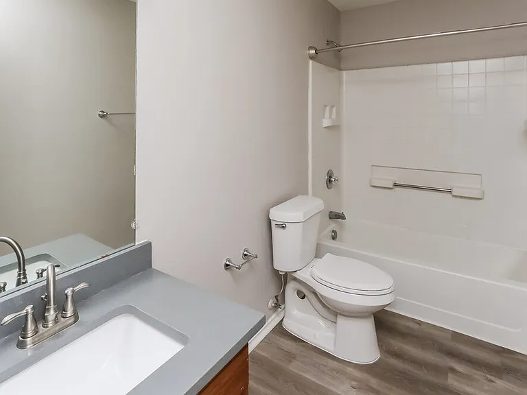 2036 Silverado Dr — Photo 16