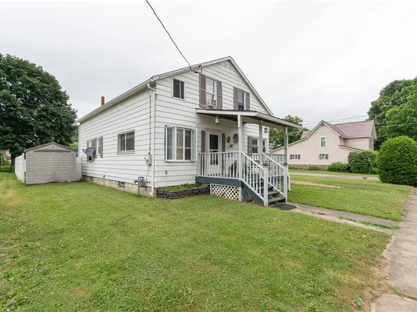82 Maple St, Canisteo, NY 14823