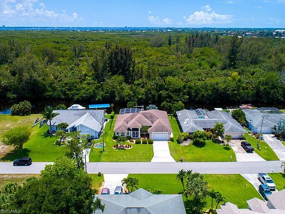5th image of 2114 Coral Point Dr