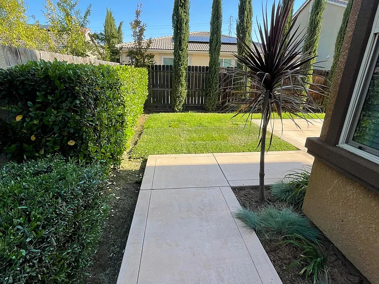 2042 E Christensen Dr — Photo 27