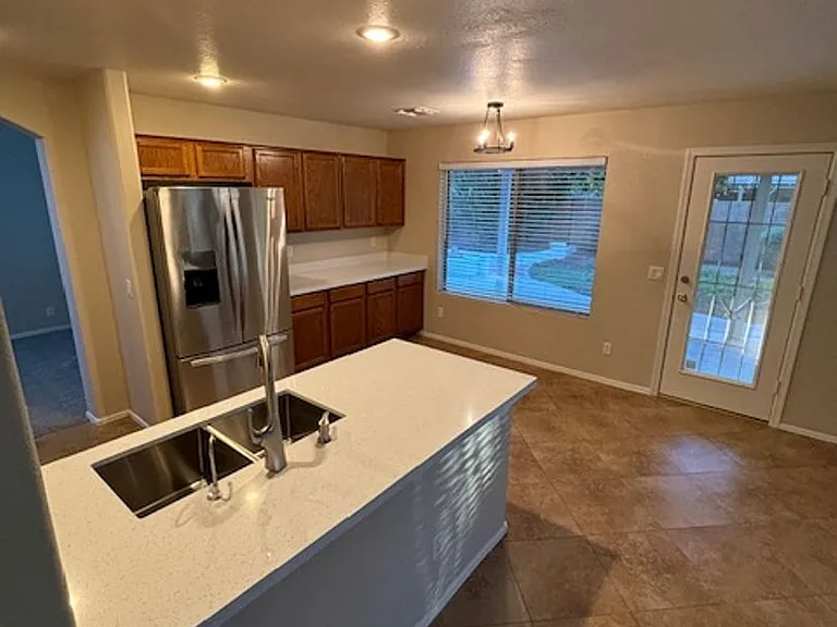 418 W Calle Monte Vista Dr — Photo 7