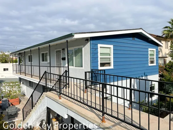 Remodeled 2-bedroom, 1 bathroom apartment blocks from the sand in Encinitas!, 1031 3rd St, Encinitas, CA 92024