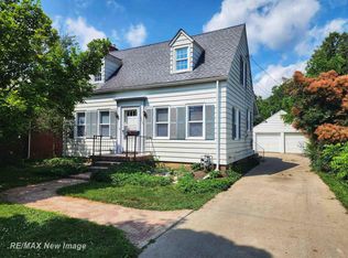 2009 Handley St, Saginaw, MI 48602