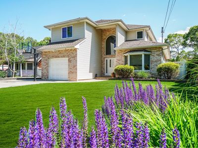 316 Monroe Ave, West Islip, NY, 11795