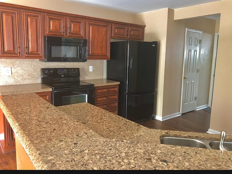 4712 Tommans Trl — Photo 19