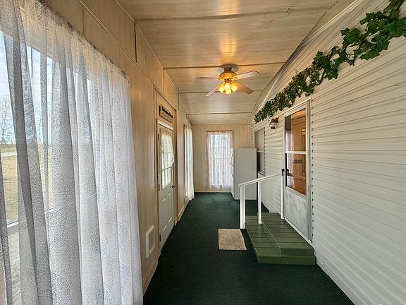 4th image of 355 Clover Hill Rd