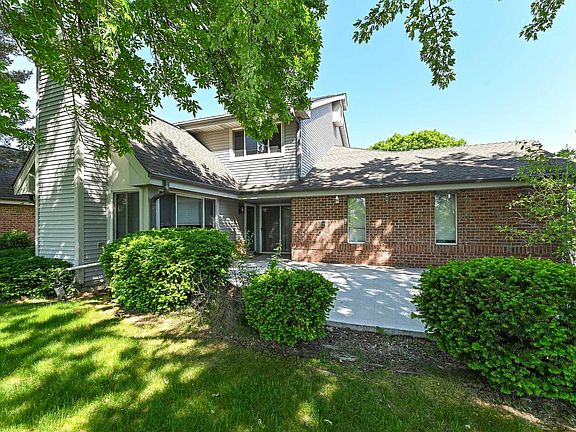 3rd image of 13526 W Fountain COURT