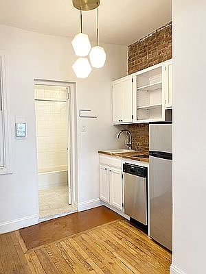 1st image of 763 Washington St APT 9