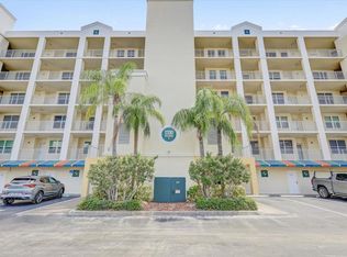 1200 Country Club Dr APT 3405, Largo, FL 33771