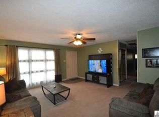 2501 SW Duncan Dr, Topeka, KS 66614