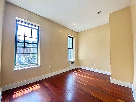 5th image of 516 W 135th St APT 1