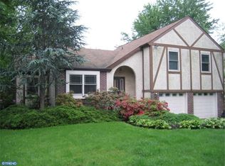 209 Cliveden Dr, Newtown, PA 18940