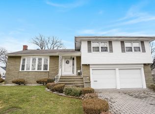 386 Huntington Rd, Union, NJ 07083