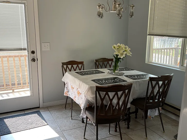 1529 El Rancho Blvd — Photo 7