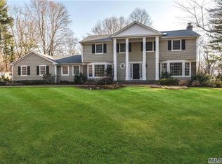 27 Crane Rd, Huntington, NY 11743