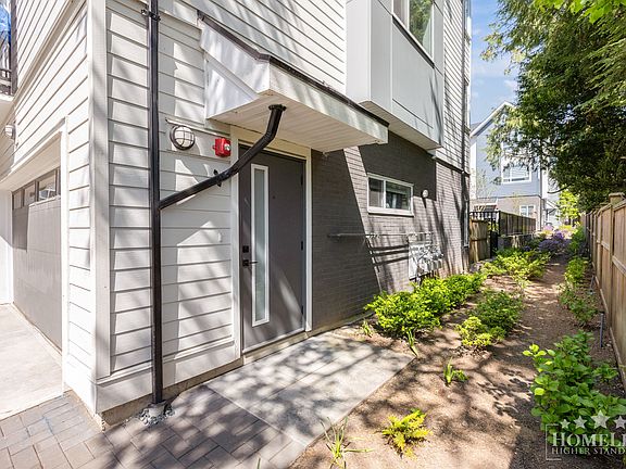 2nd image of 20463 70th Ave #19