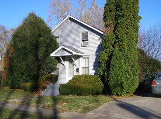 501 S 7th St, Monmouth, IL 61462