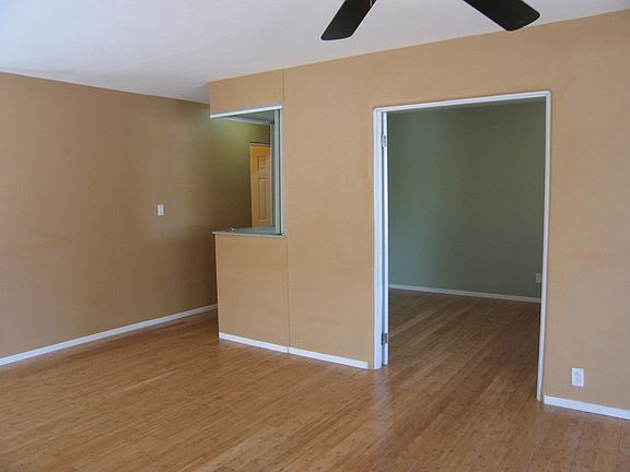 Extra Room with Double Doors