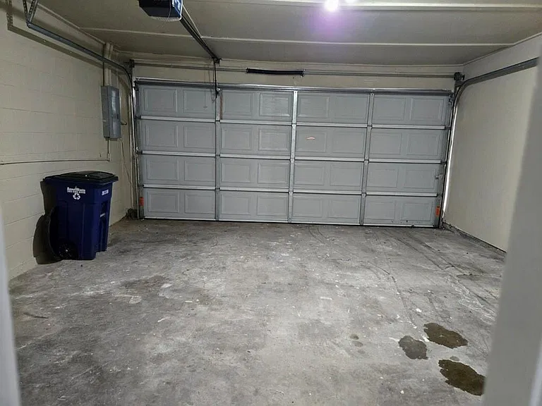 1779 Saxony Ln — Photo 21
