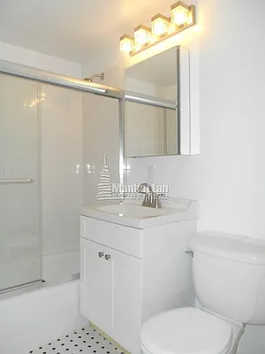 Rented by Manhattan Connection | media 5