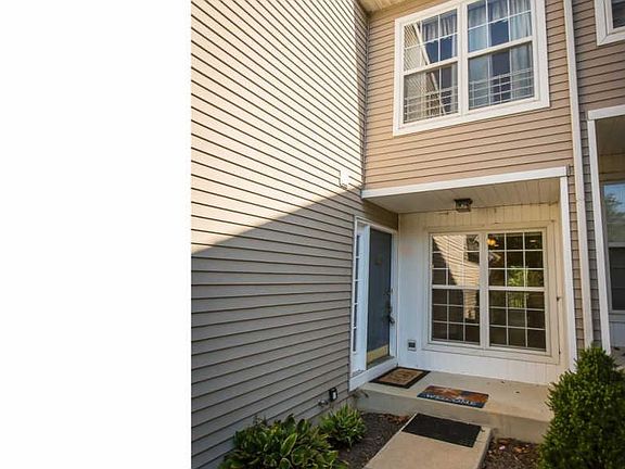 2nd image of 127 Lewisville Ct