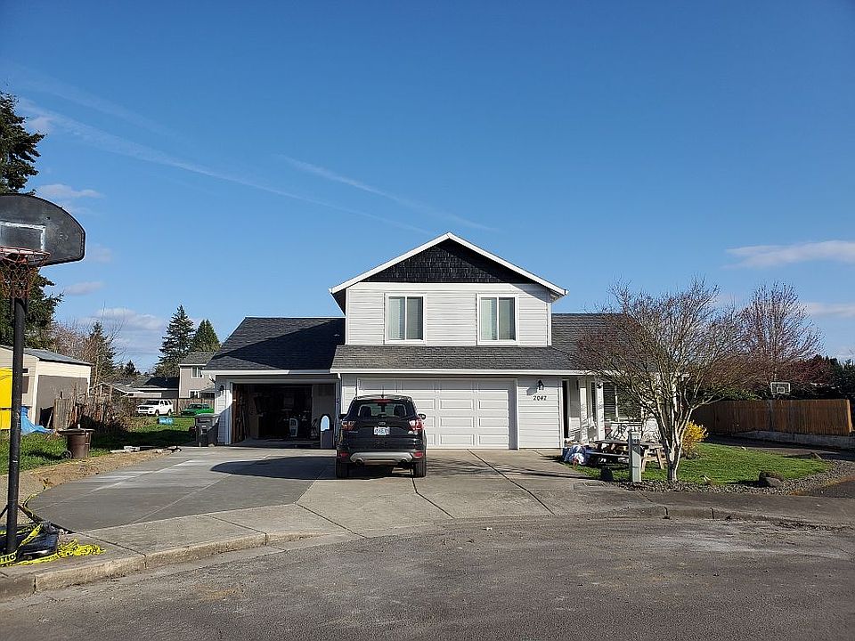 1st image of 2042 SE Currin Dr