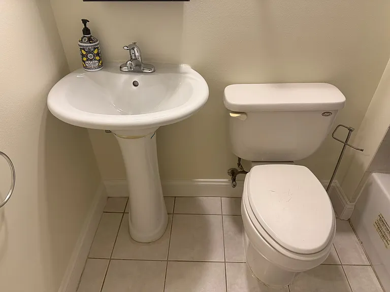 2306 N Capitol St NW #B — Photo 8