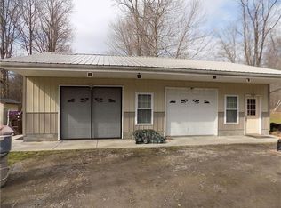 155 Fredonia Rd, Mercer, PA 16137