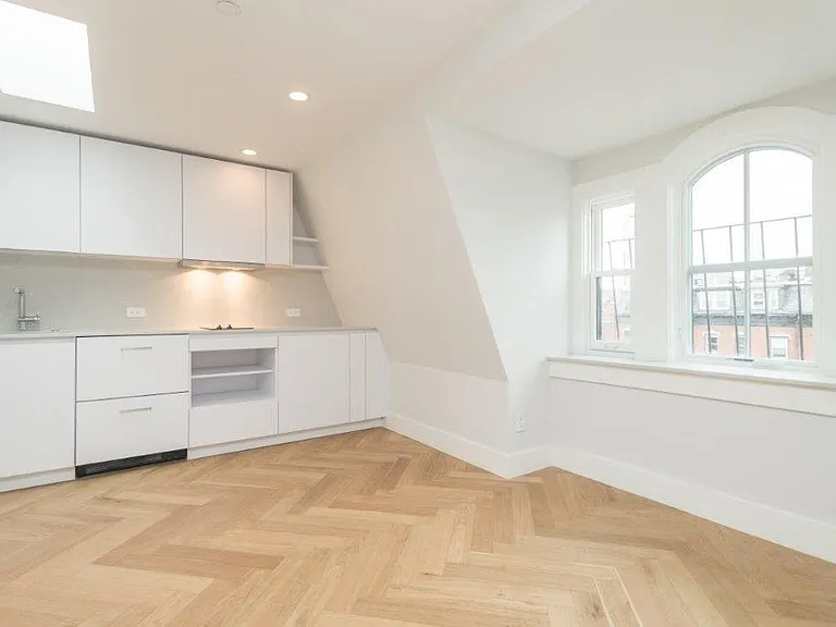 461 Massachusetts Avenue — Photo 31