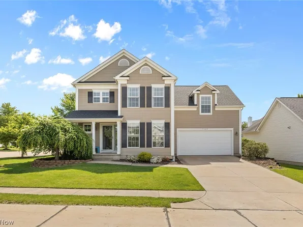 7527 W Oralee Ln, Hudson, OH 44236