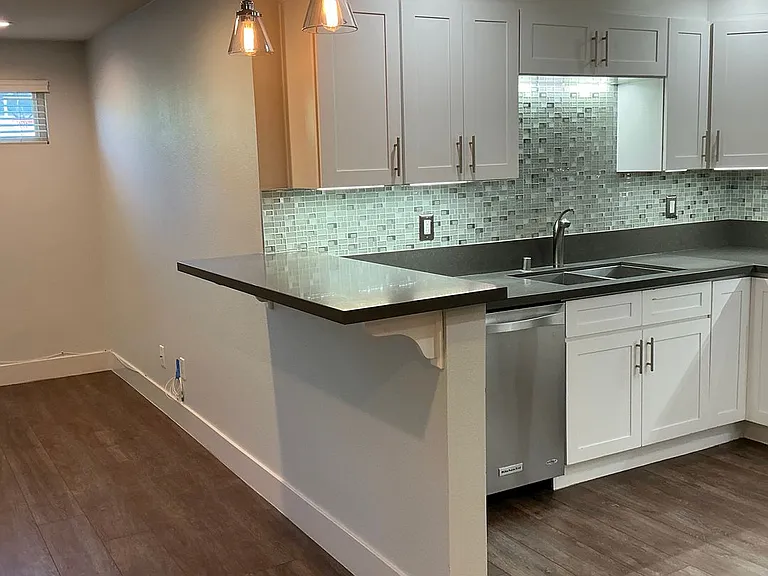 326 S Waverly St #1-4 — Photo 13