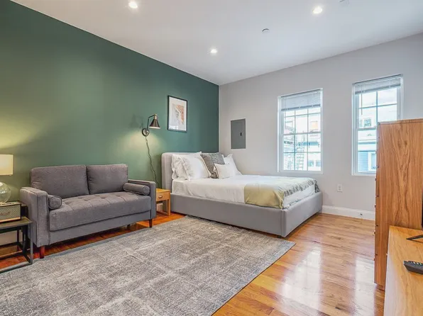 309R Sumner St #2L, Boston, MA 02128