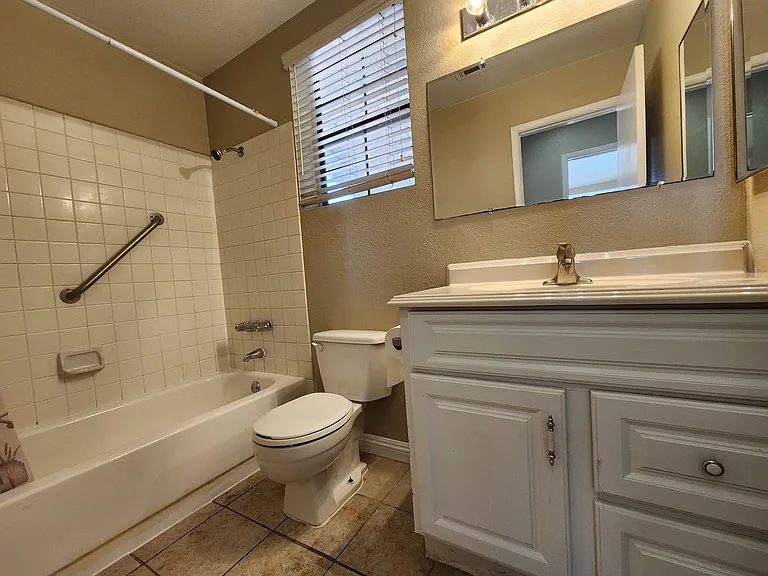6703 Dominion Ct — Photo 40