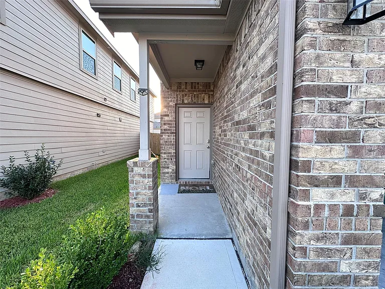 13424 Merryville Harrogate Ln — Photo 2