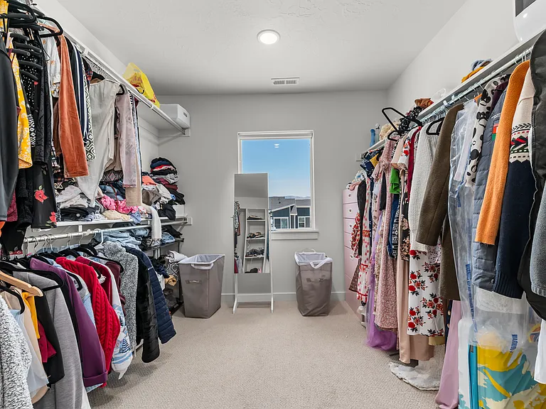 972 W Lucky Clover Dr — Photo 24