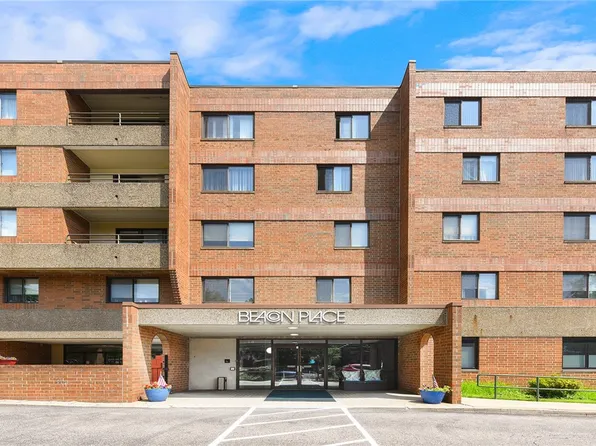 5715 Beacon St APT 517, Pittsburgh, PA 15217