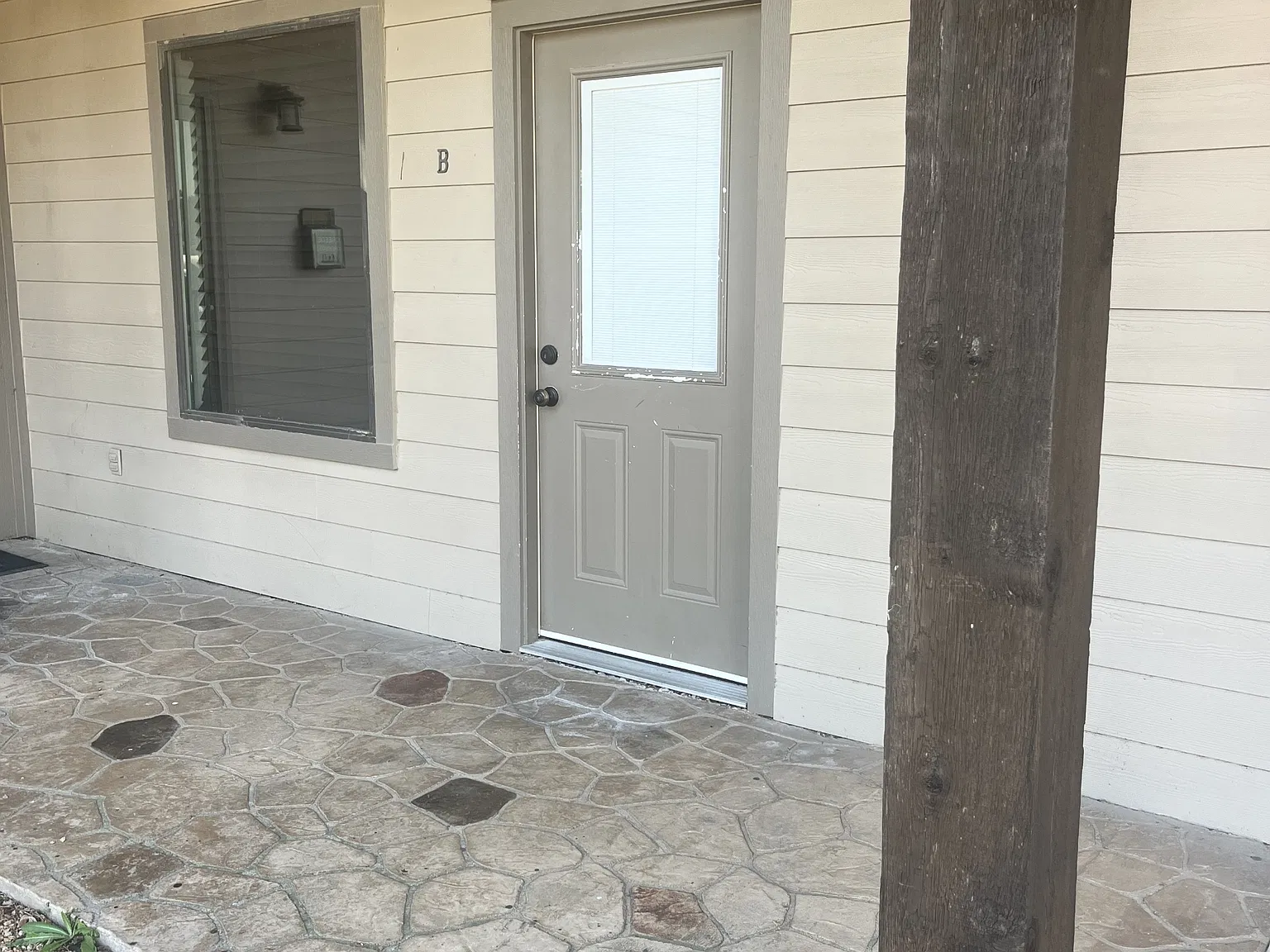 124 N 2nd St — Photo 3