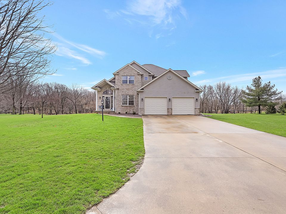 7 Long Grove Dr, Monticello, IL 61856 Zillow